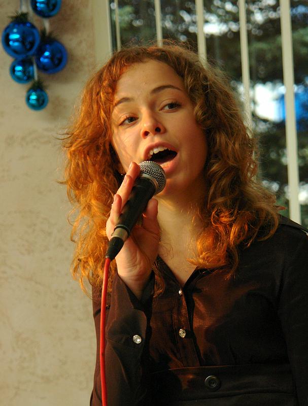 032.JPG