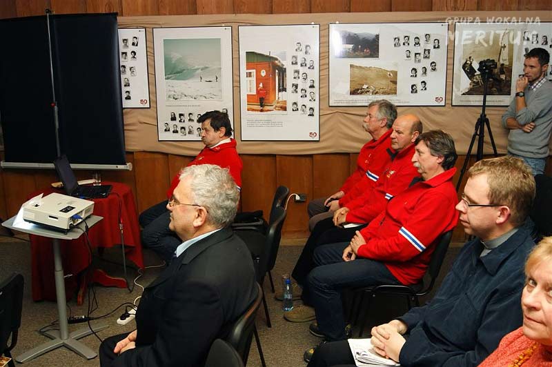 013.jpg