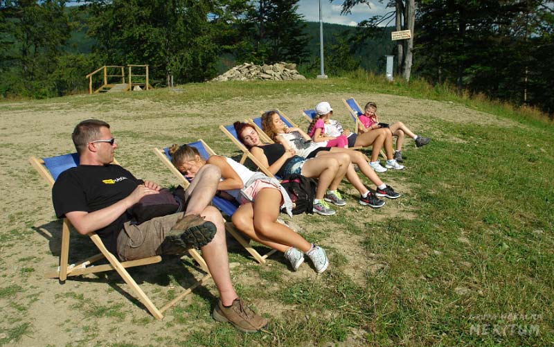 037.jpg