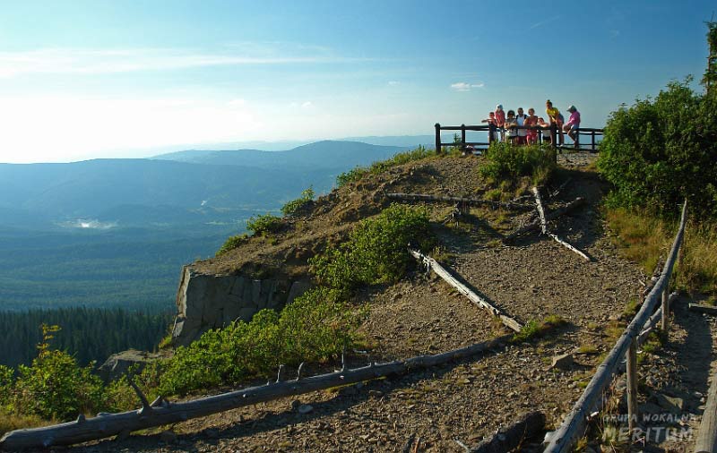 054.jpg