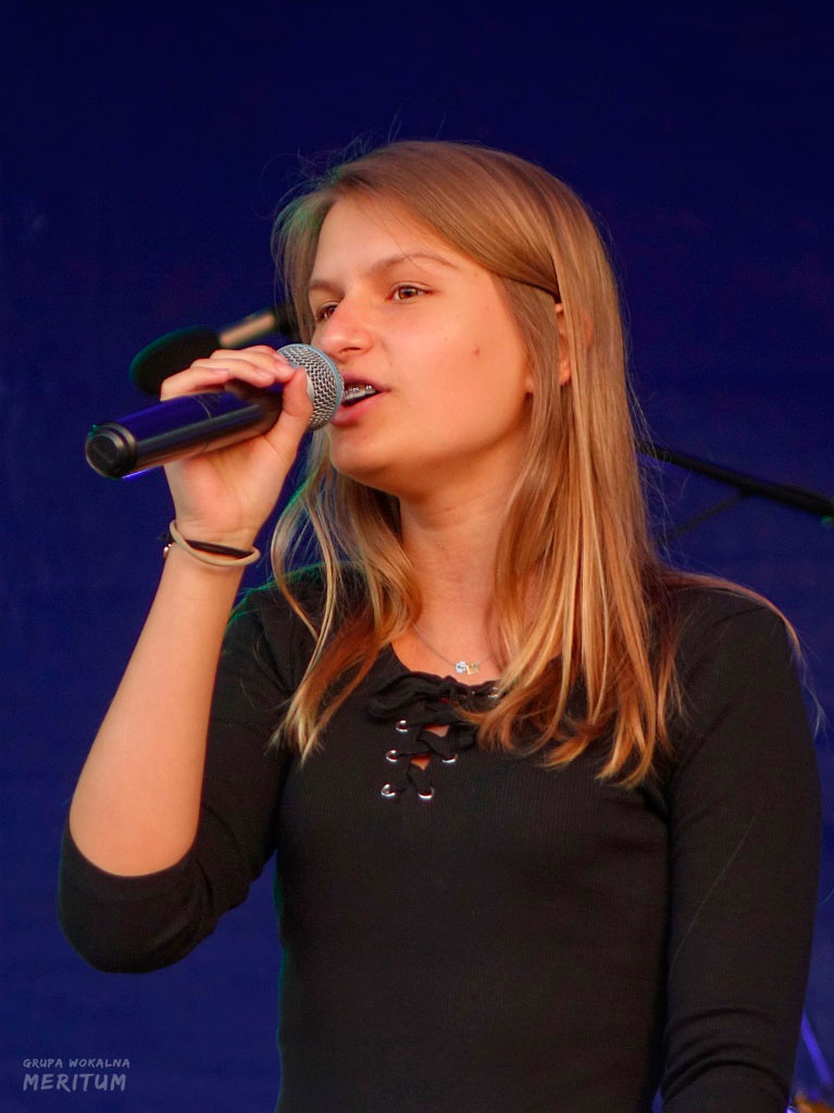 010.jpg